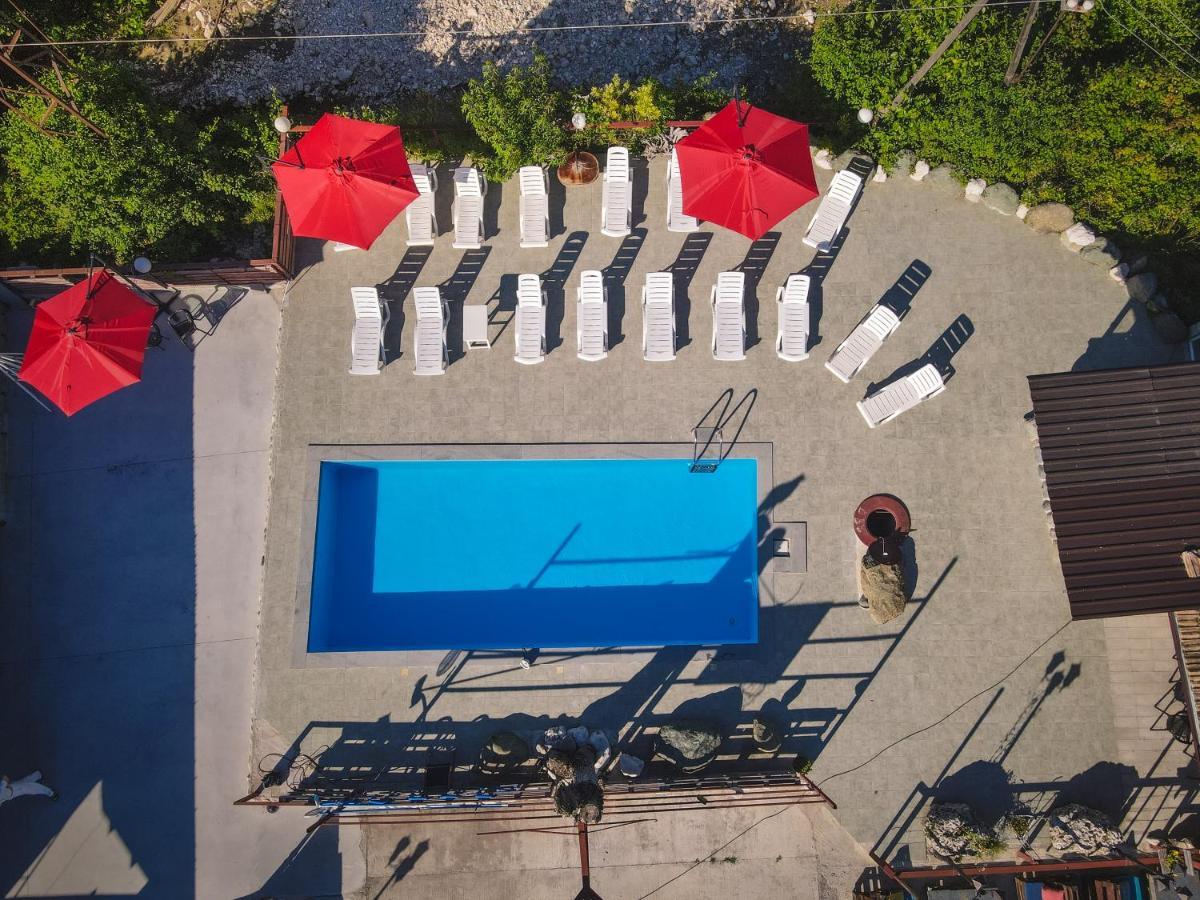 אמברולאורי Hotel Metekhara מראה חיצוני תמונה