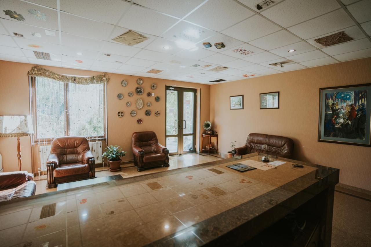 אמברולאורי Hotel Metekhara מראה חיצוני תמונה
