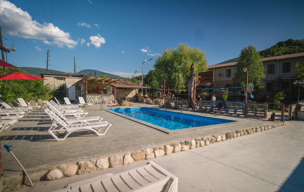 אמברולאורי Hotel Metekhara מראה חיצוני תמונה