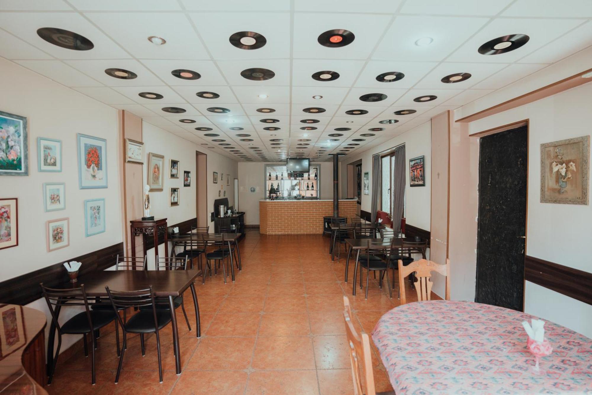 אמברולאורי Hotel Metekhara מראה חיצוני תמונה