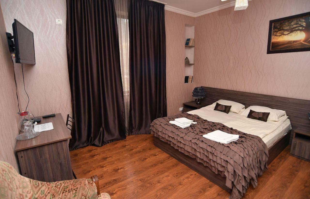 אמברולאורי Hotel Metekhara מראה חיצוני תמונה